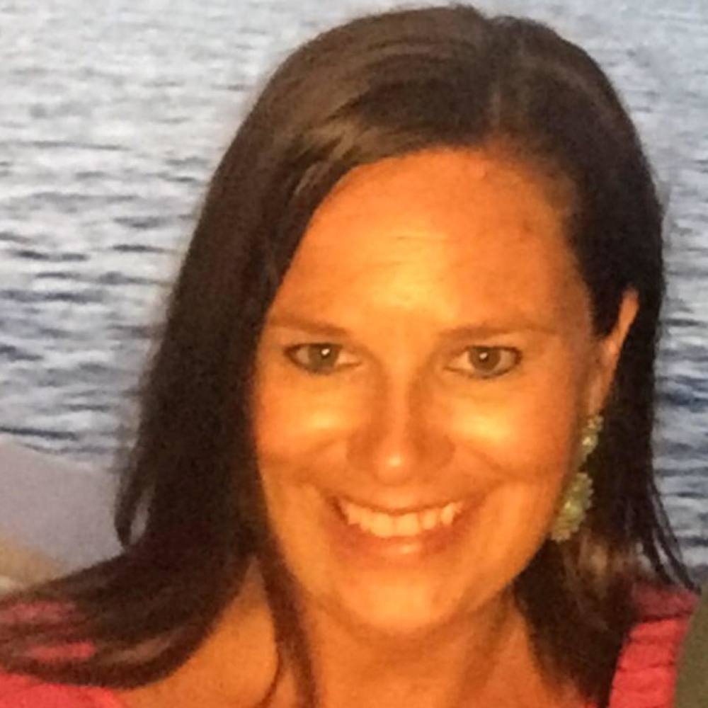 Meet your Posher, Angie